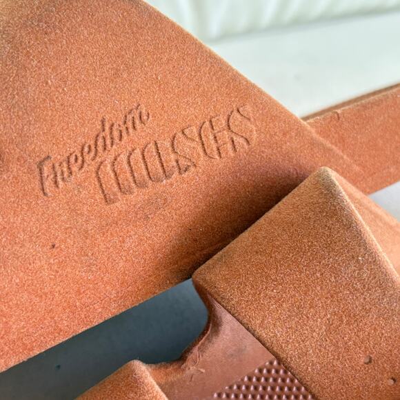 Freedom Moses Sandals 42 43 12 Tan Velveteen Rust Boho Comfort Western Travel - Picture 2 of 7